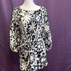 Floral Black and White Women's Top